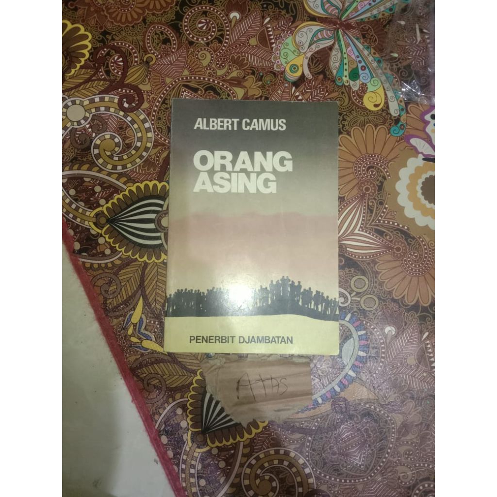 BUKU ORANG ASING