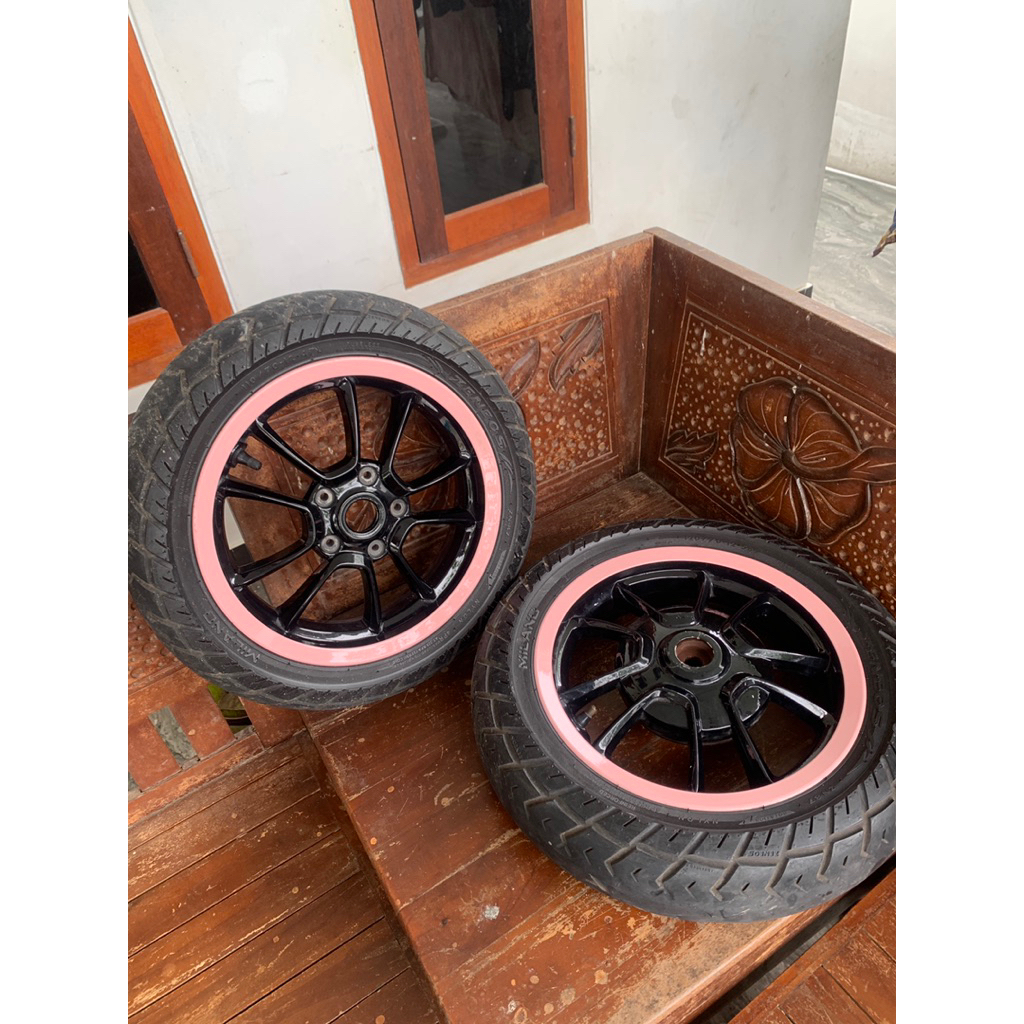 VELG VESPA MATIC PRIMAVERA YATCH ORI COPOTAN HITAM LIS PINK BONUS BAN
