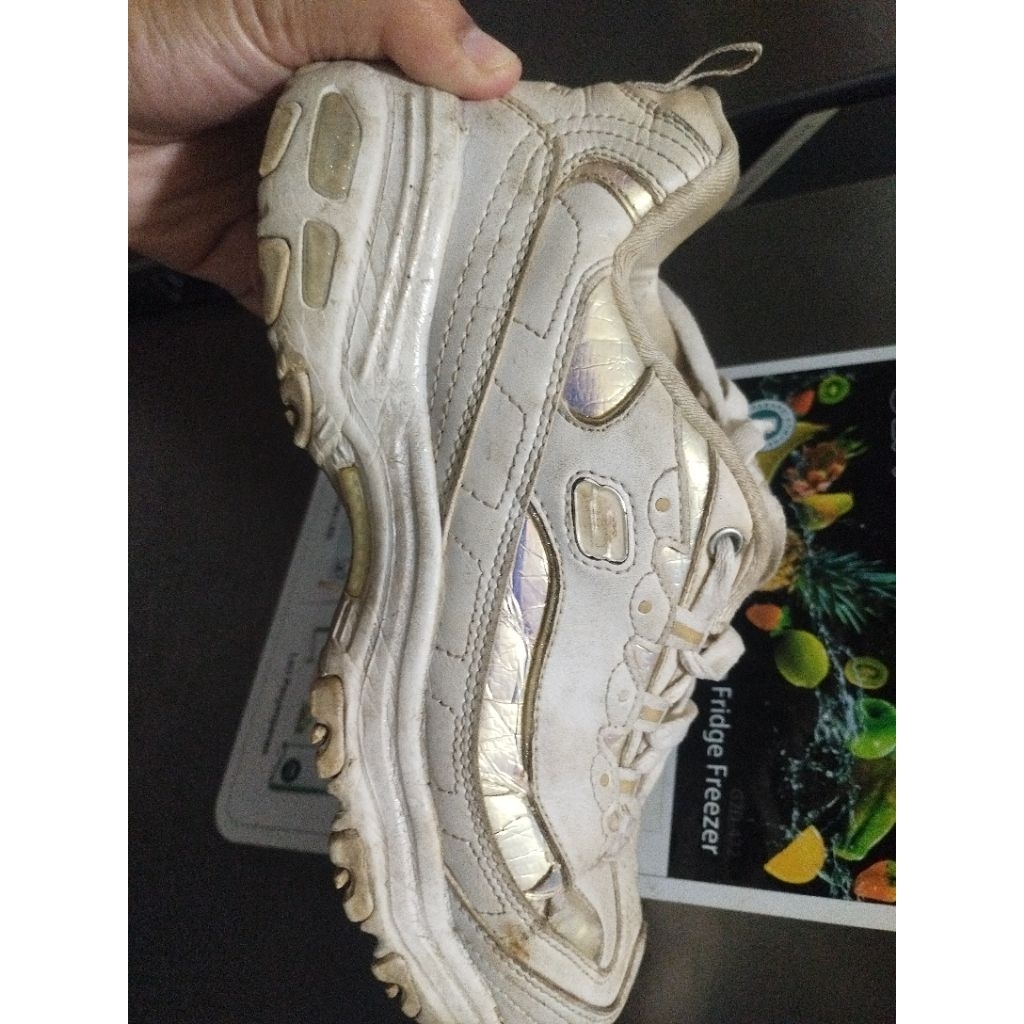 Prelove Sepatu Skechers