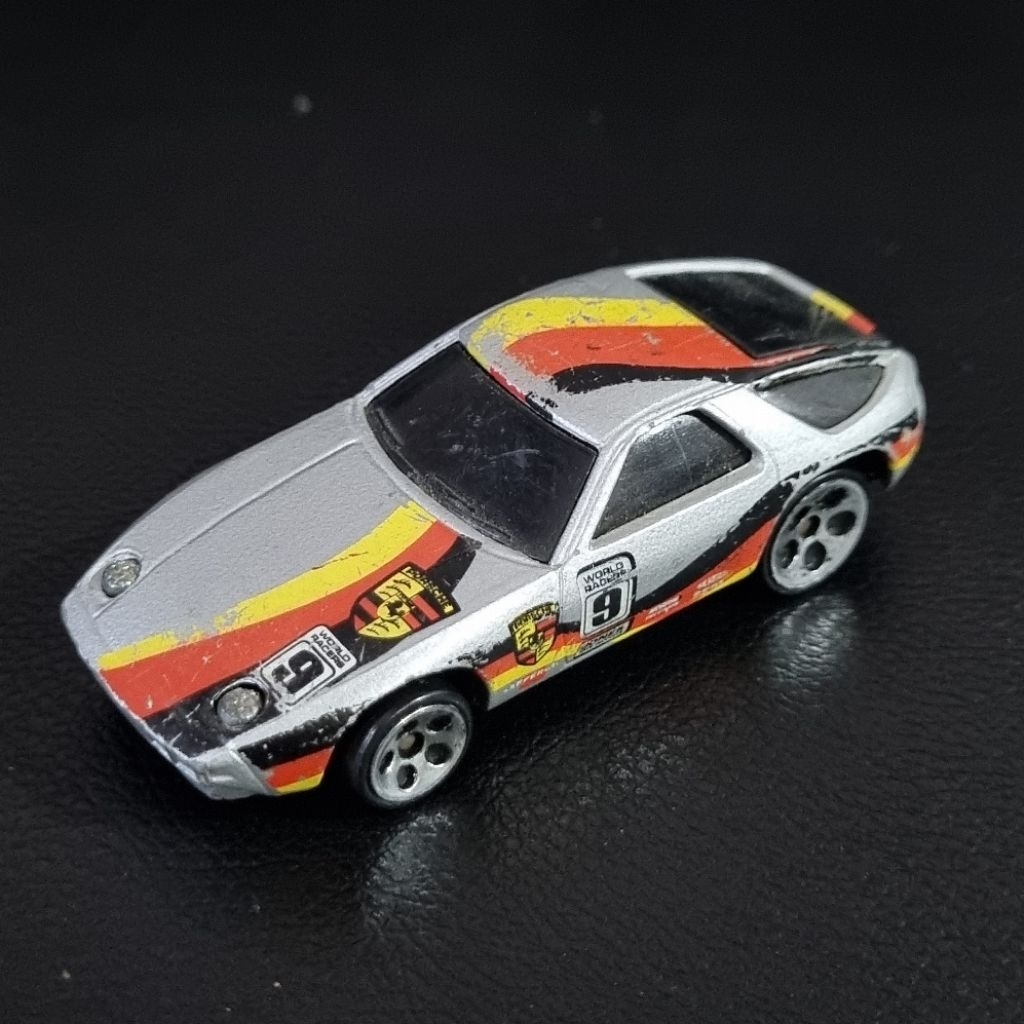 hotwheels porsche 928