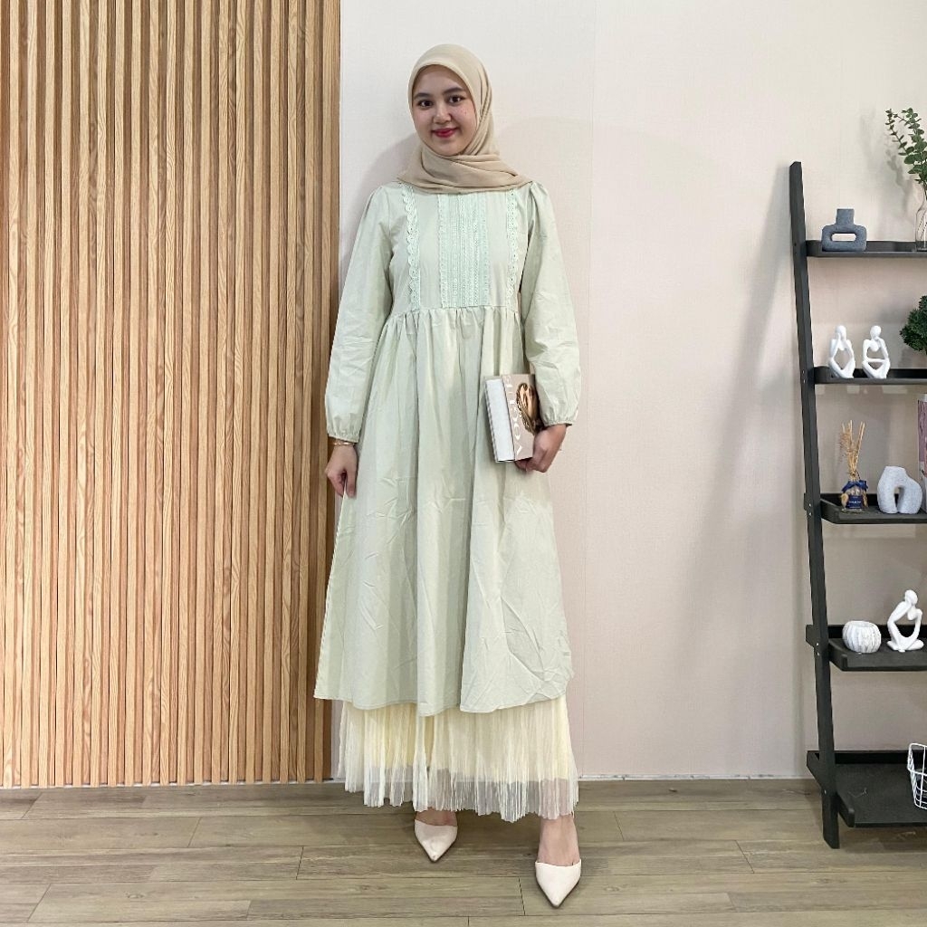 GIANISA | YUKA MIDI DRESS bahan katun poplin warna pastel busui lengan panjang bordier midi polos le