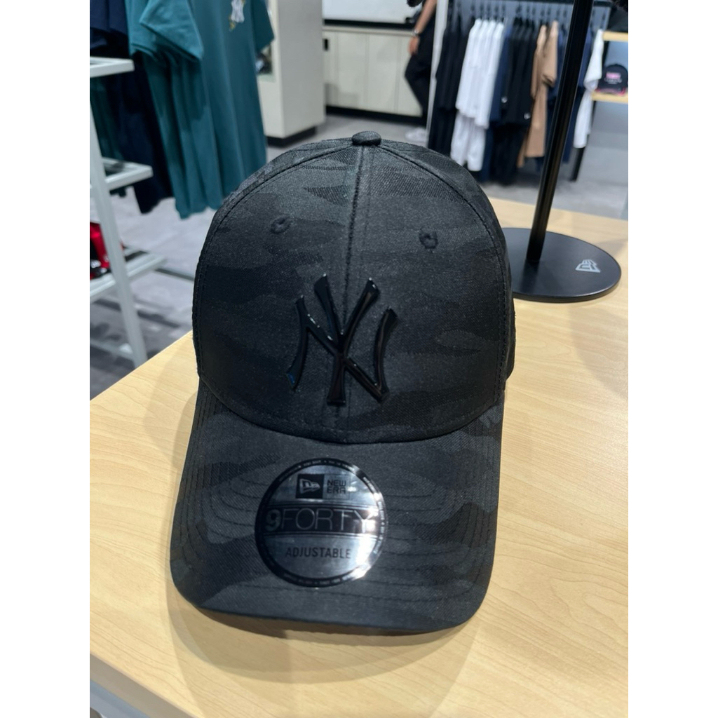 New era metal hitam motif Army dark camo cap topi