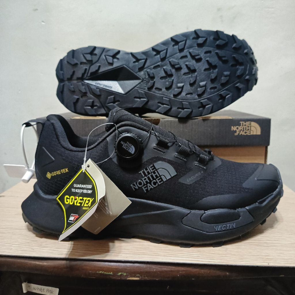 Last Stock Sepatu TNF Trail Run Vectiv Enduris 4 Gore-Tex BOA System, Size 43