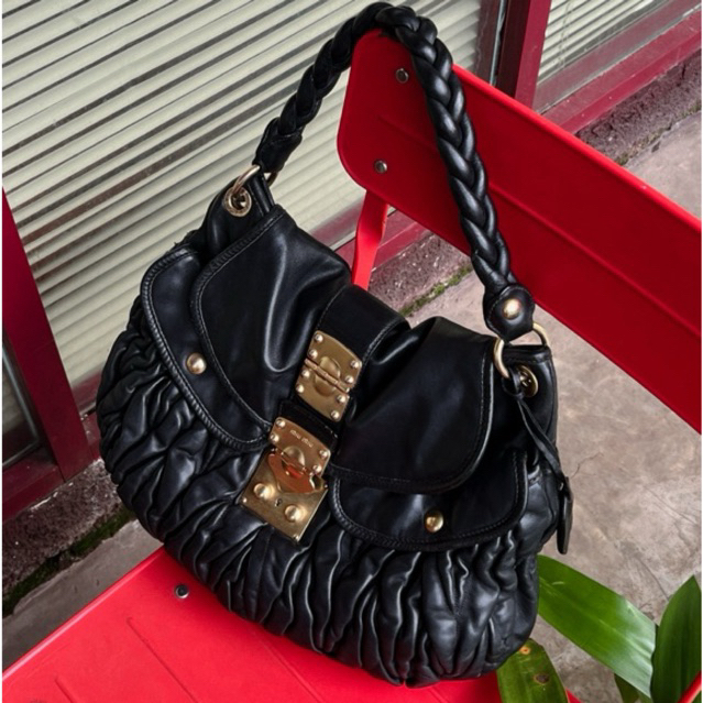 Miu Miu coffer black matelasse | authu