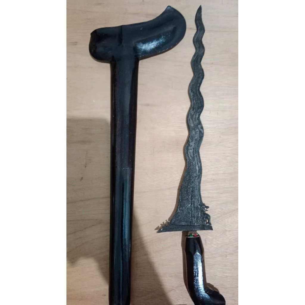 KERIS SINGO BARONG LUK 13