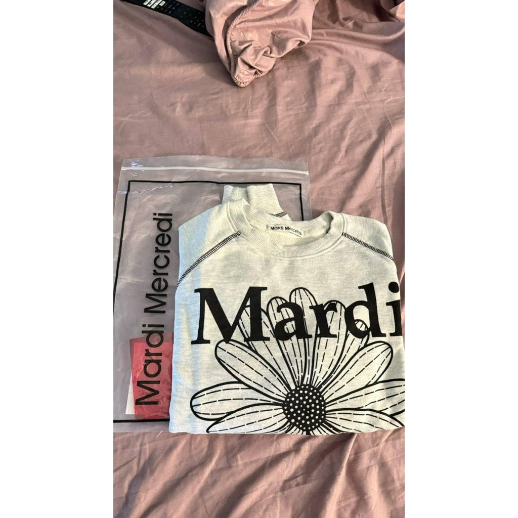 Mardi Mercredi Sweatshirt in Oat PRELOVED