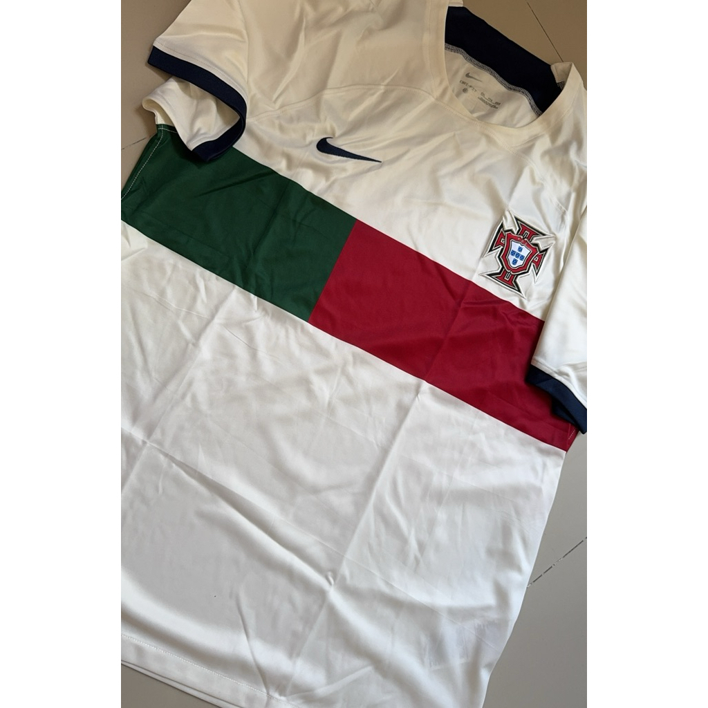 Kaos Olahraga Pria nike