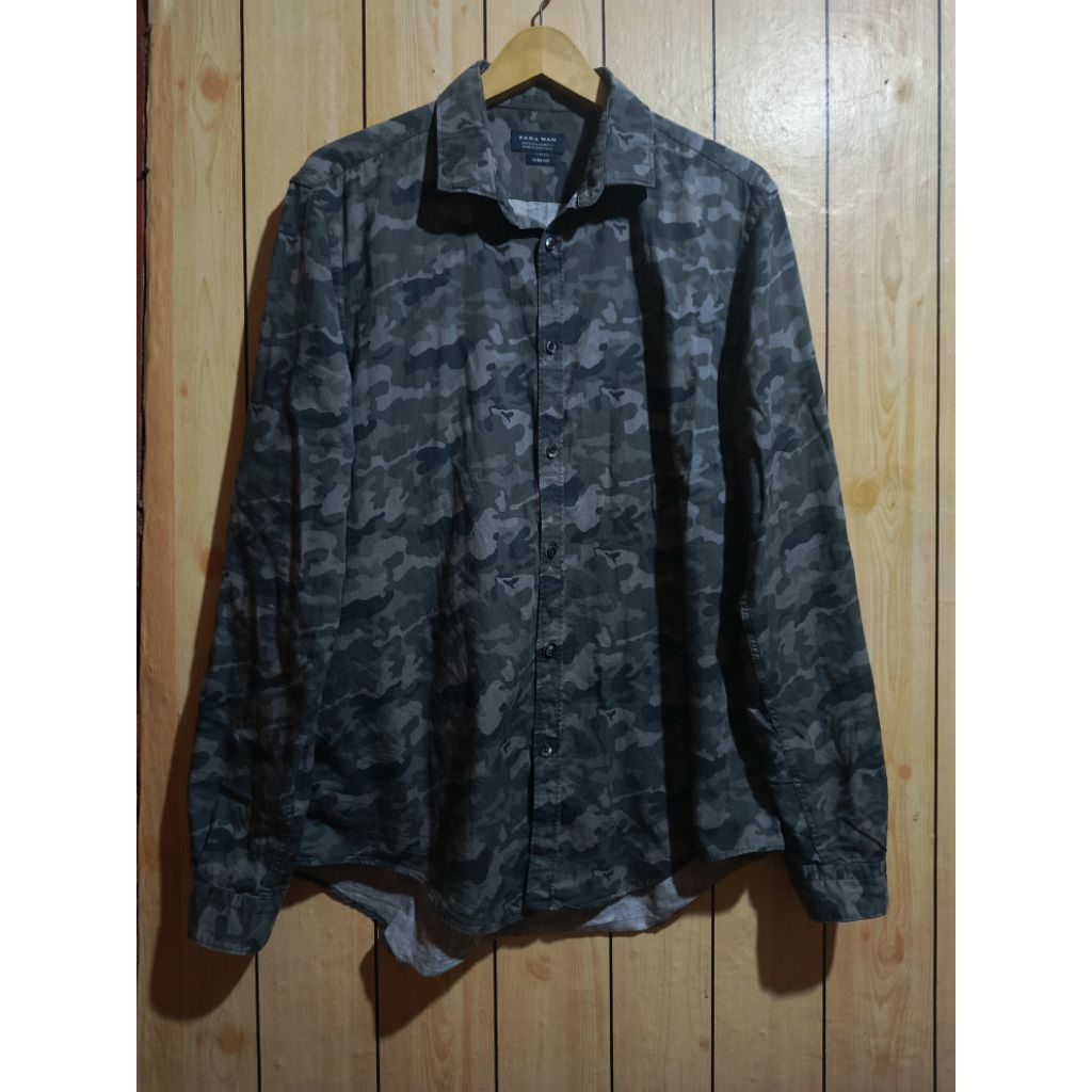 kemeja Zara camo