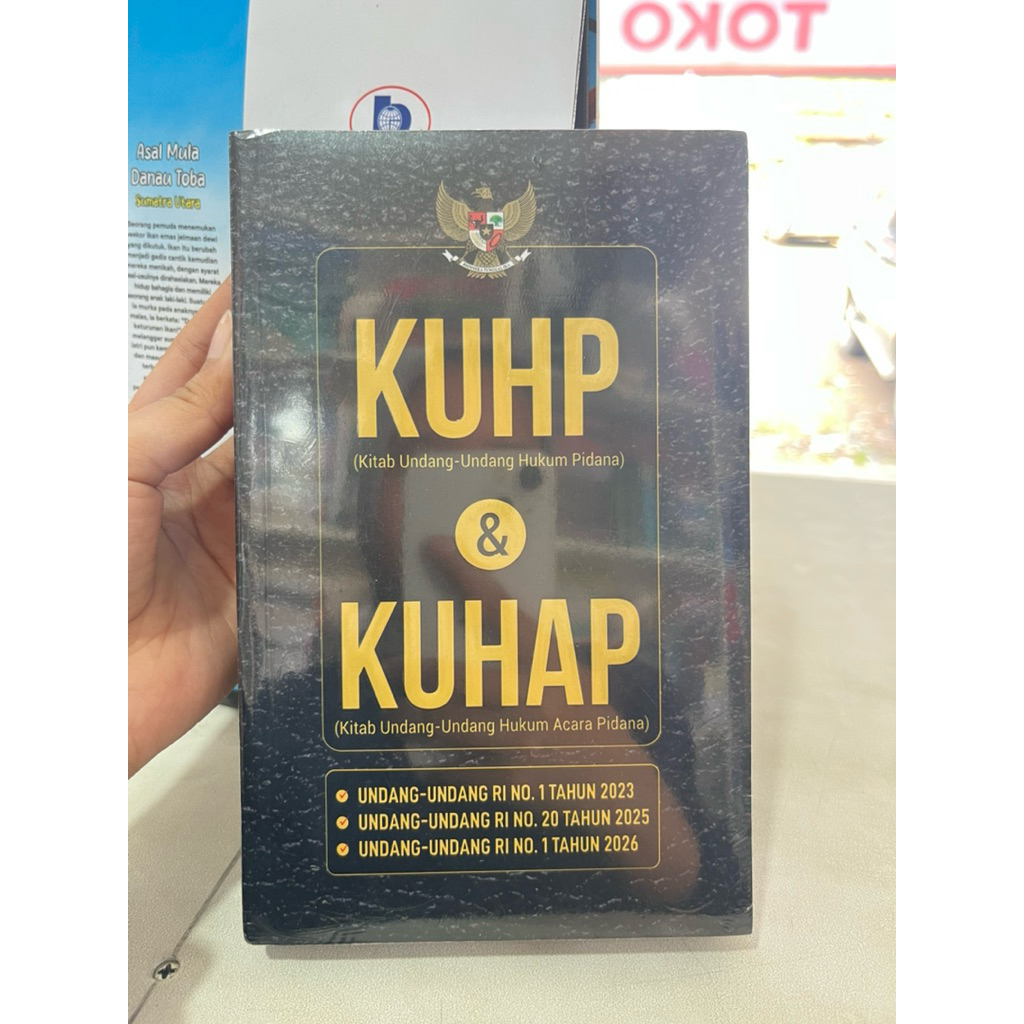 Buku KUHP & KUHAP