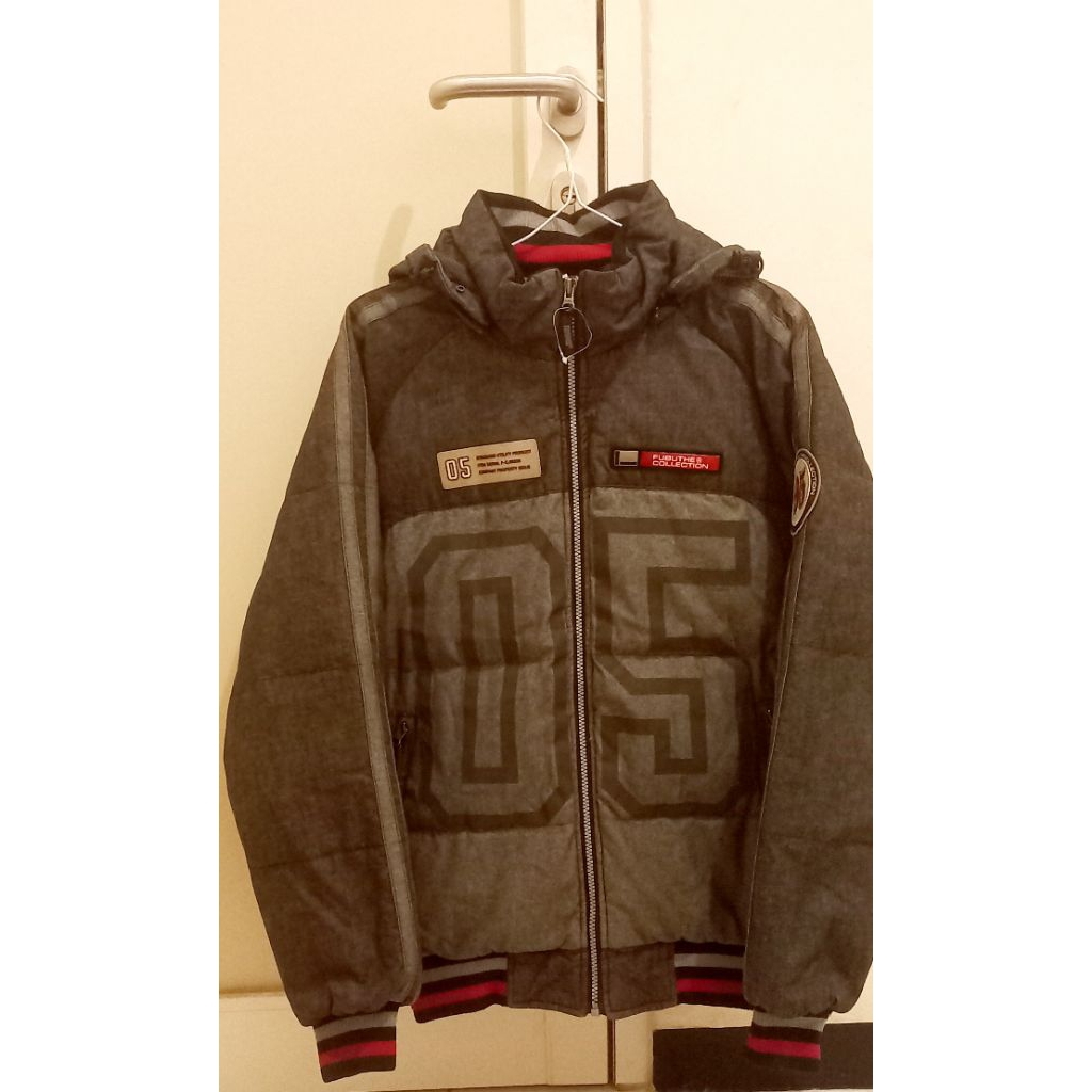 jaket tebal FUBU THE COLLECTION