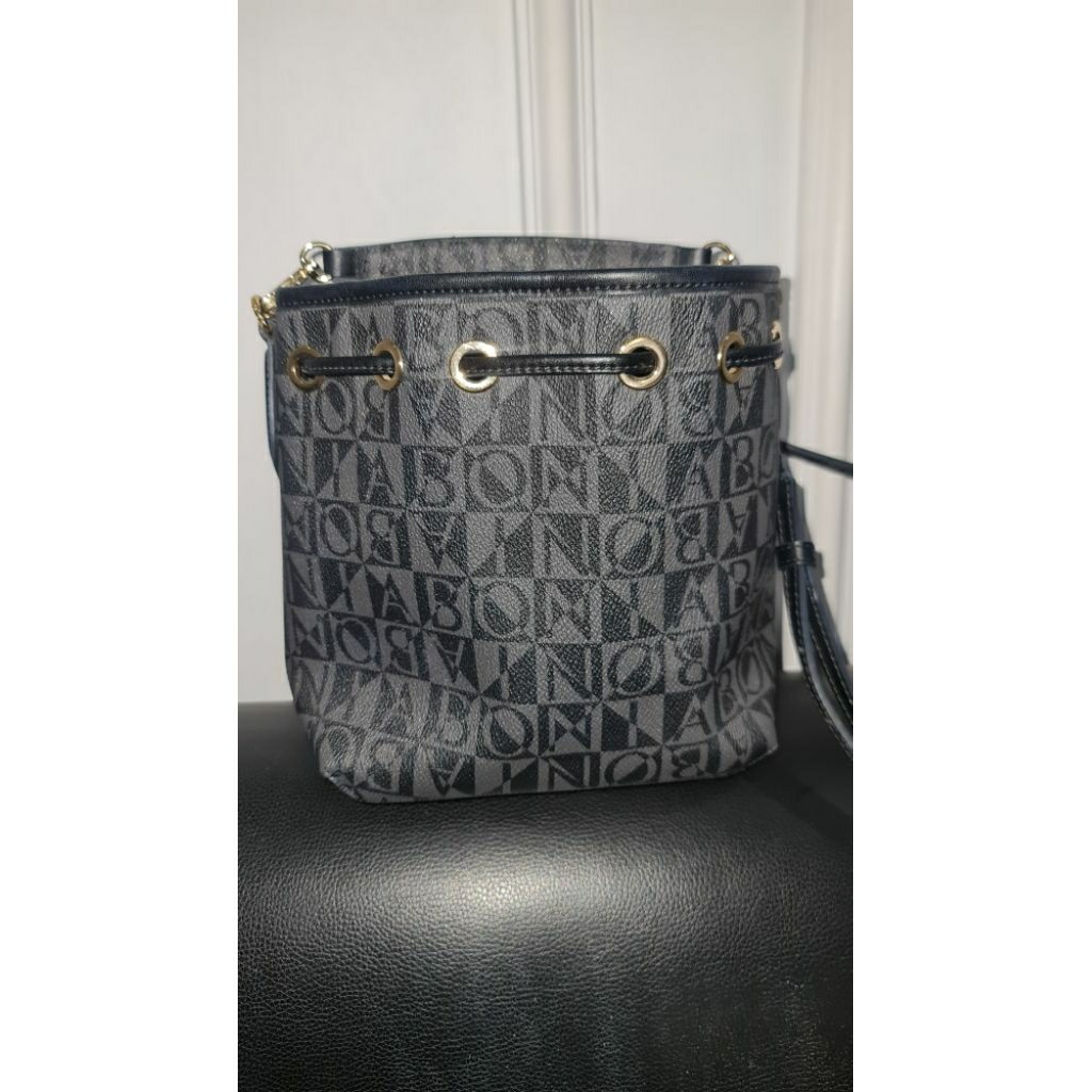 tas bonia serut monogram (preloved)