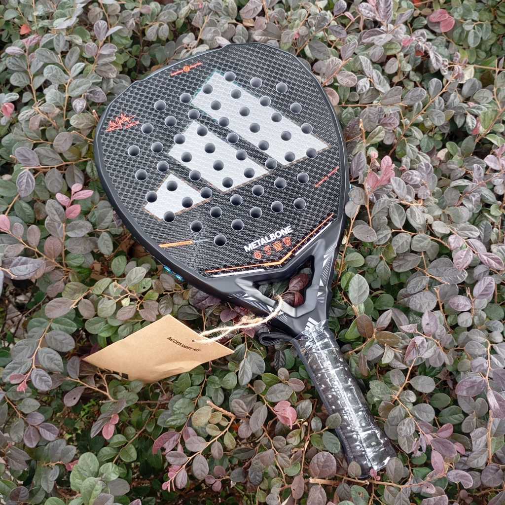 Raket Padel Metalbone 2026