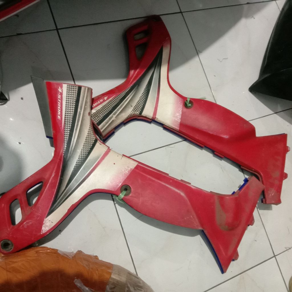 sayap dalam vega r lama old merah