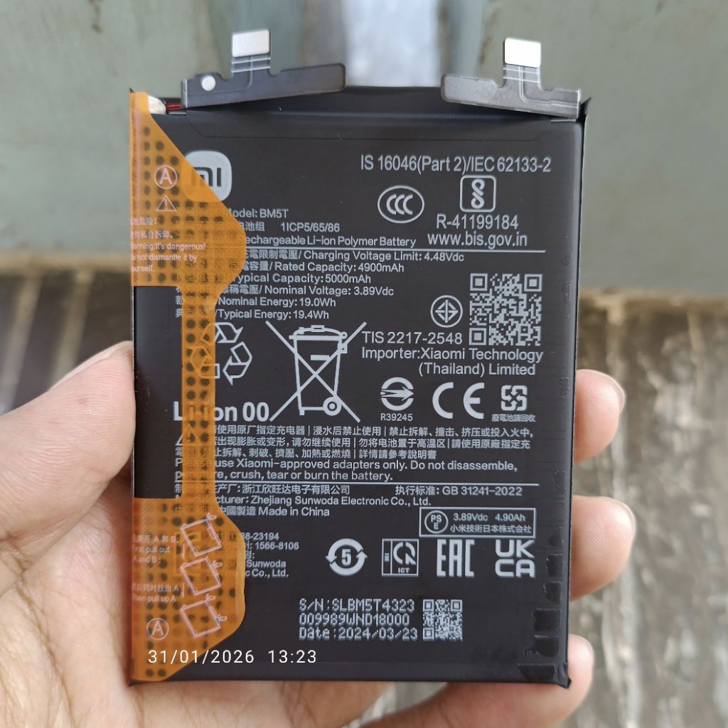 Baterai bekas poco x6 pro copotan hp bawaan bekas