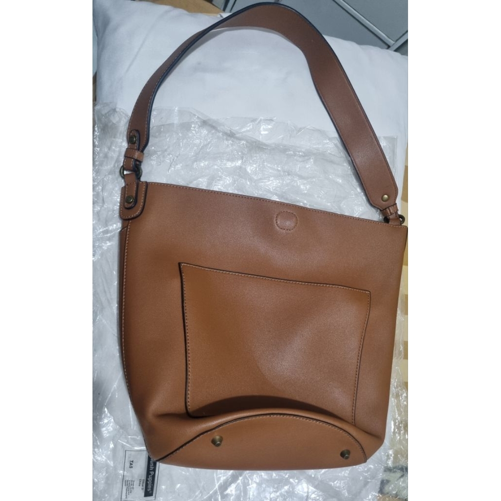 bucket bag hush puppies