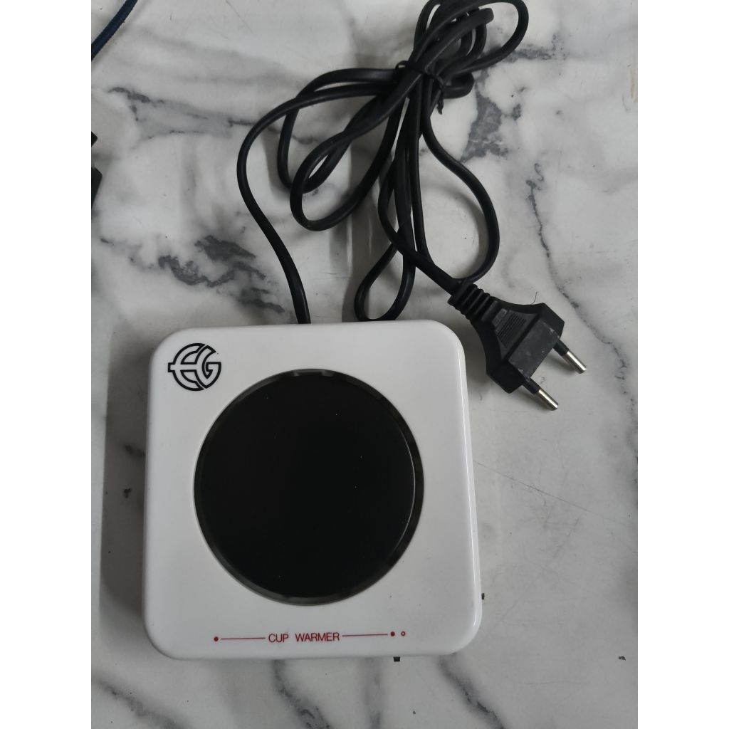 Electric cup warmer