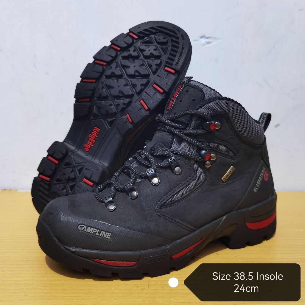 Sepatu Hiking CAMPLINE BLACKSTORM GTX 38.5