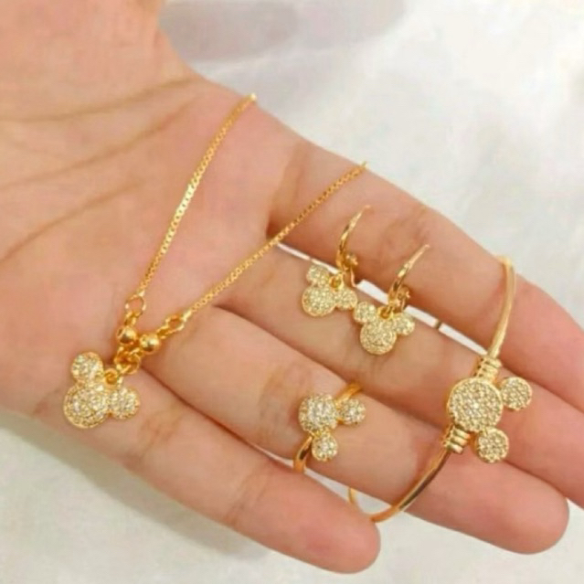 Set perhiasan Anak Titanium Bangle Mickey Mouse Warna Emas24K