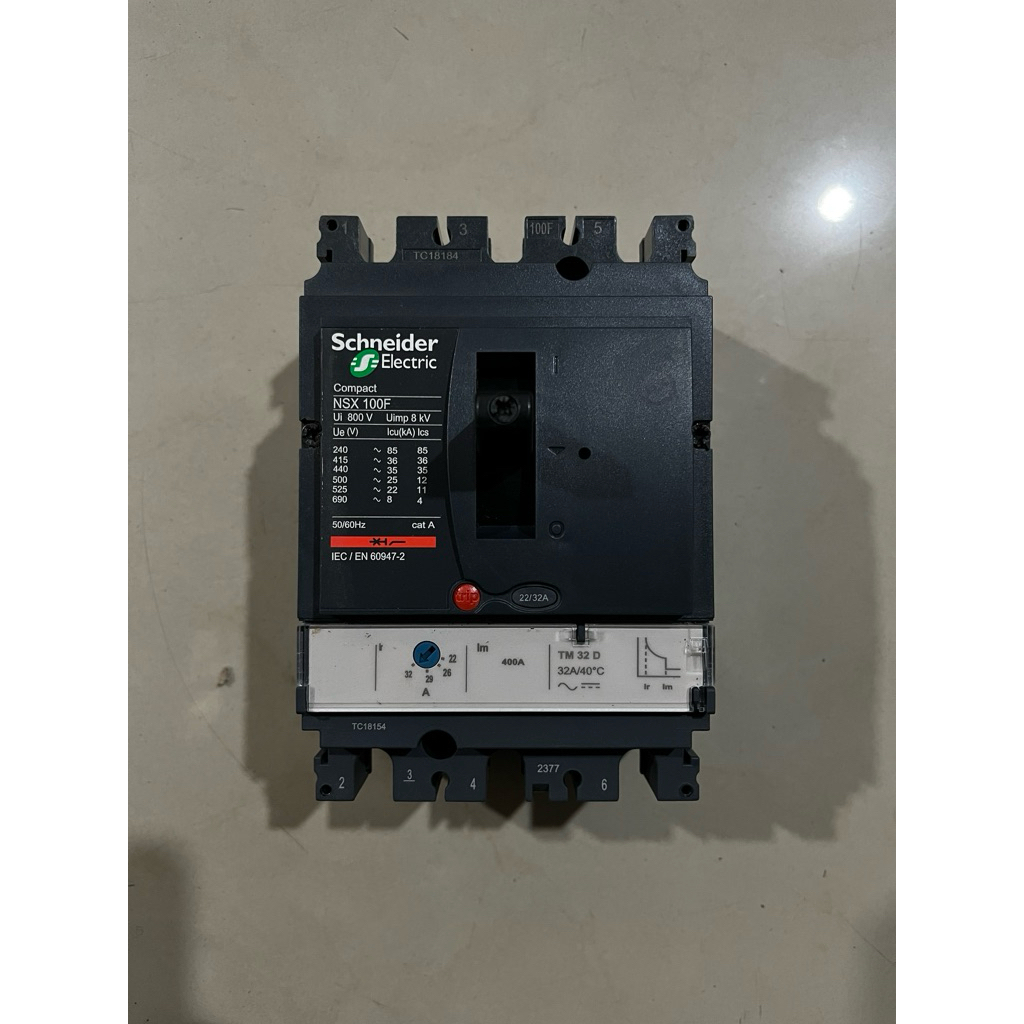 MCCB NSX 3P Schneider 25A/32A