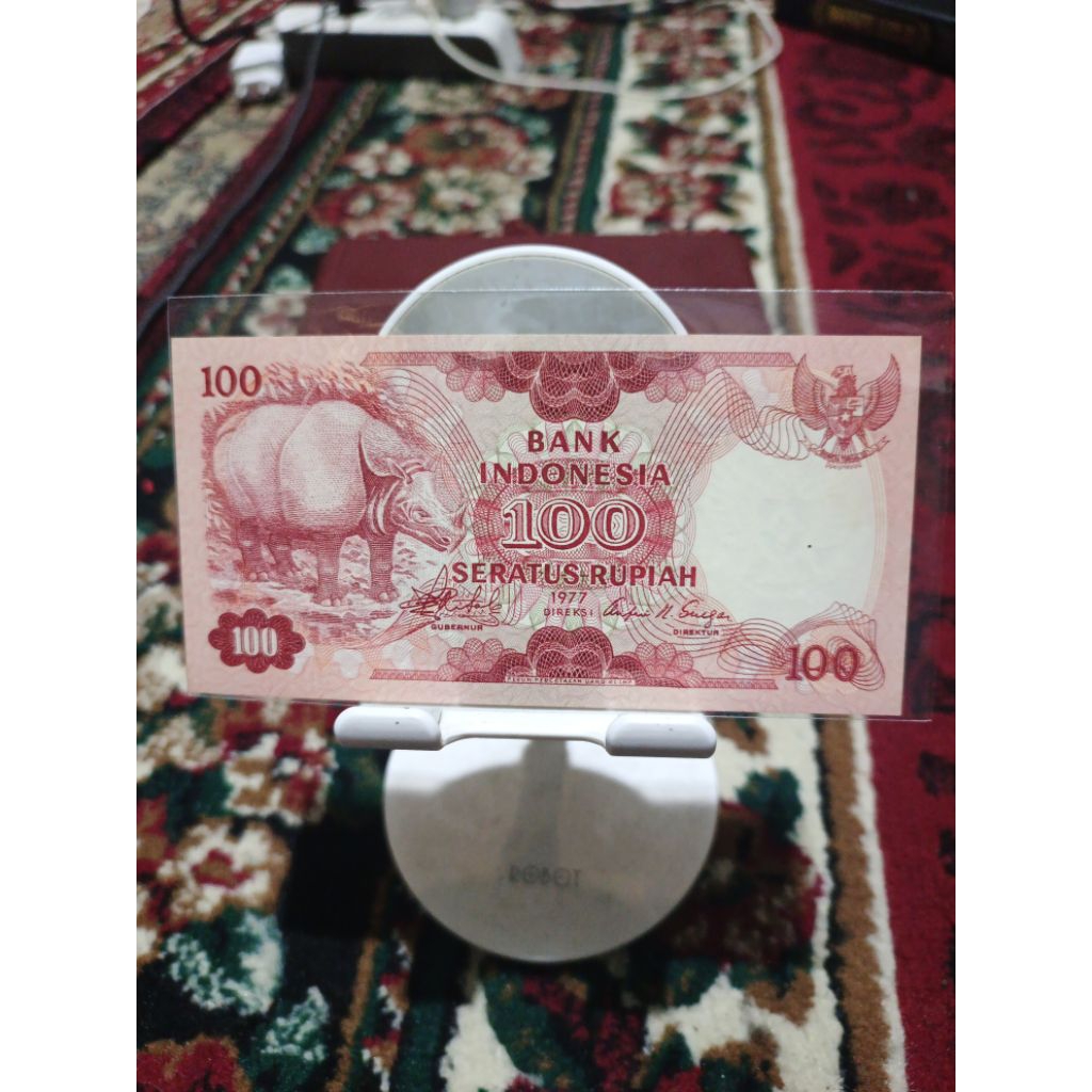 Koleksi oeang kuno tahun 1977 UNC