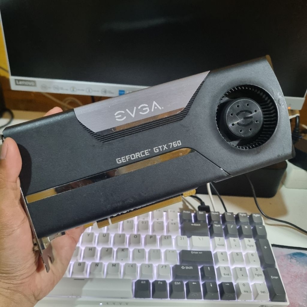 [MINUS] Evga GTX 760 2GB DDR5