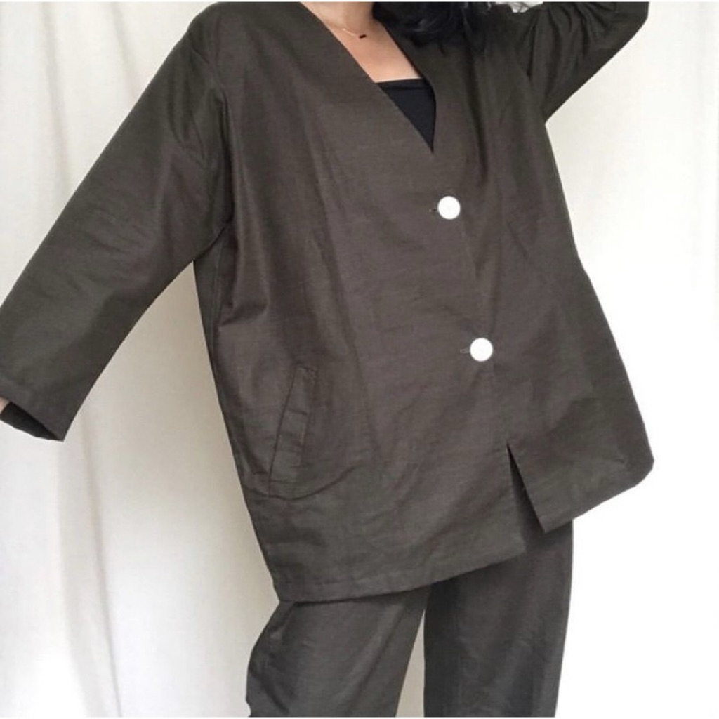 Baru Murah Set Blazer Dan Celana Panjang Wanita Warna Hijau Gelap Dan Coklat Susu