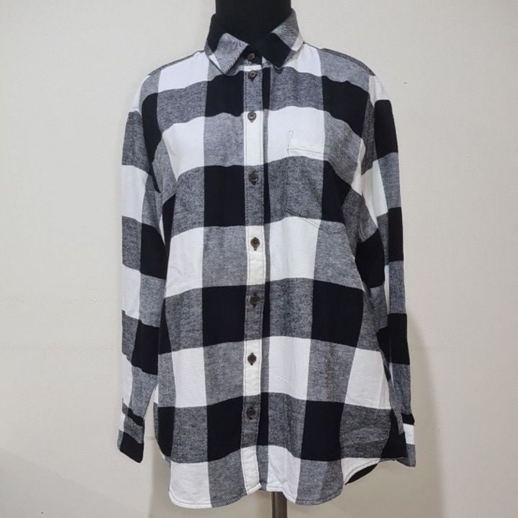 Preloved Kemeja Wanita Old Navy uk S