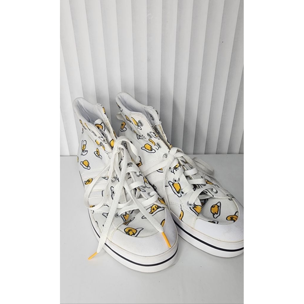 Adidas neo Bravada Mid Sneakers Gudetama