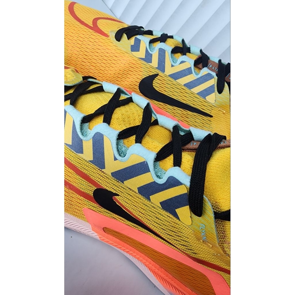 Nike Zoom Fly 4 University Gold Magma Orange