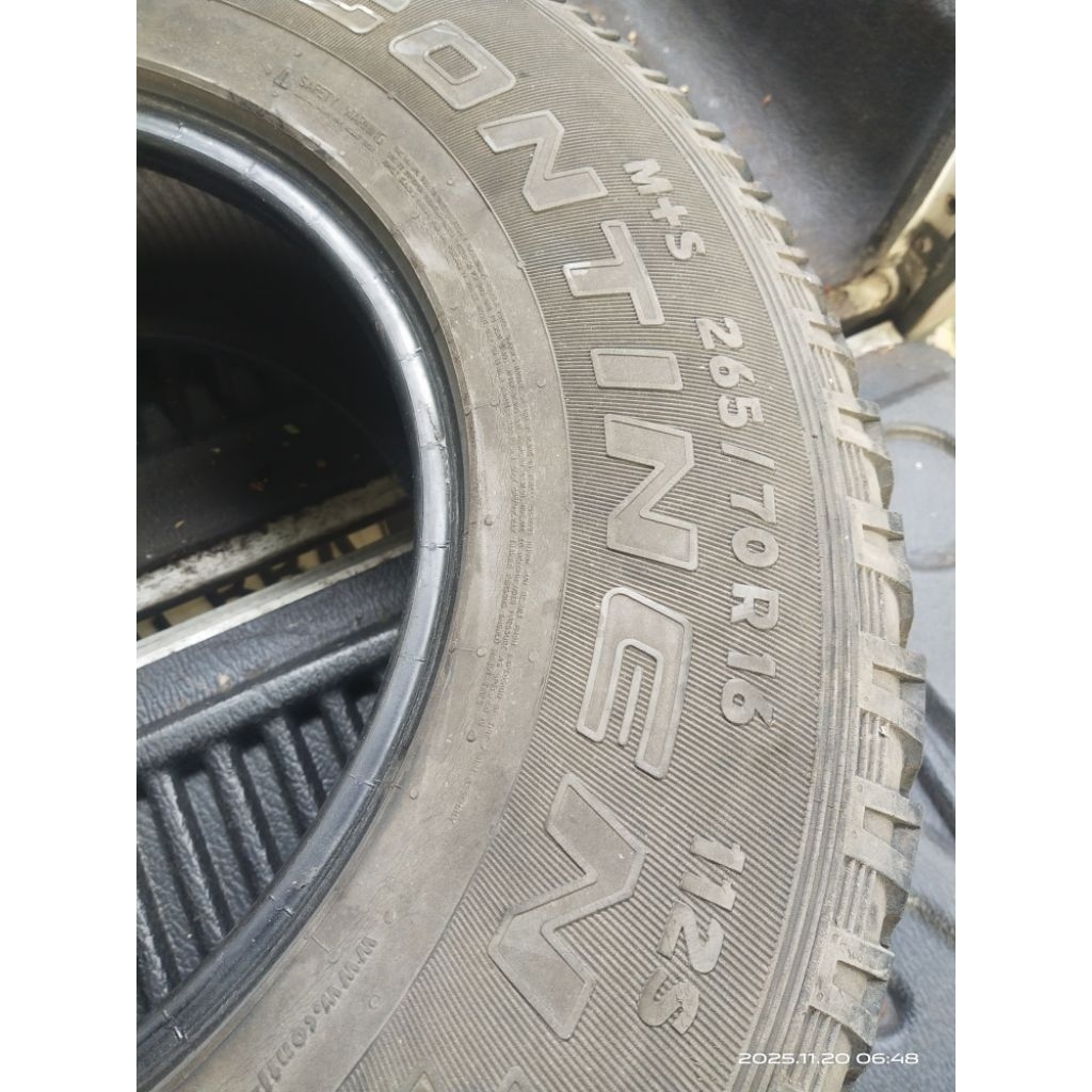 Ban mobil continental cross at 265/70/16 bekas cocok hanya utk pemakaian ban serap saja