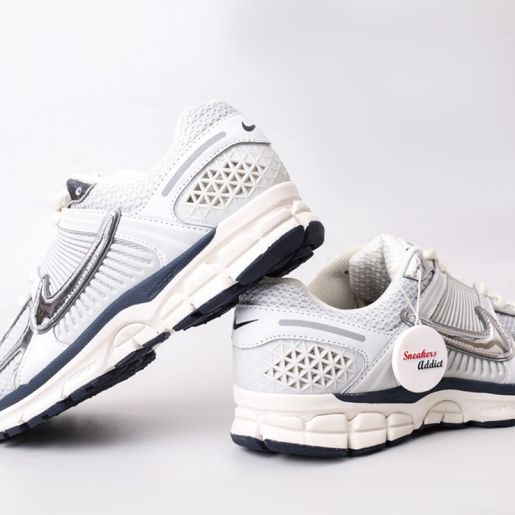 nike vomero 5 - second masih bagus