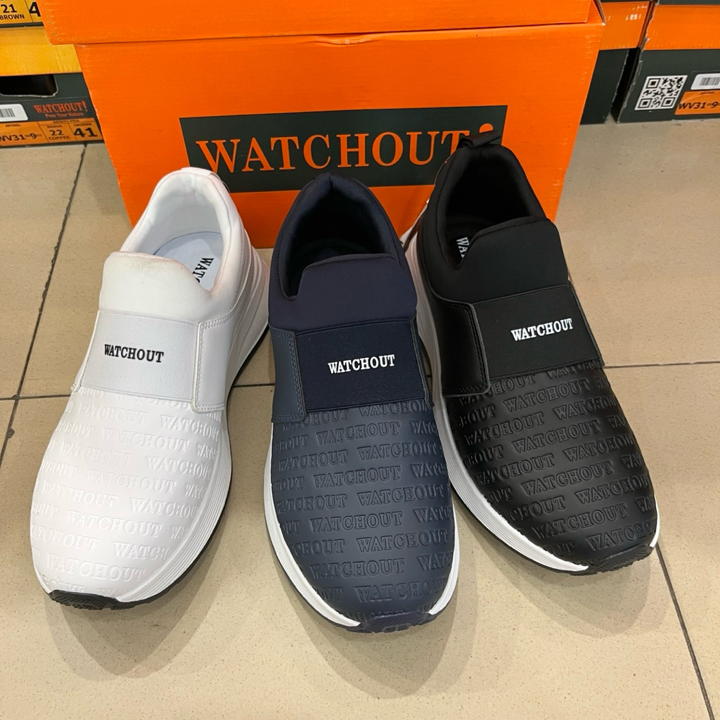 Watchout sepatu slip on cowok terbaru