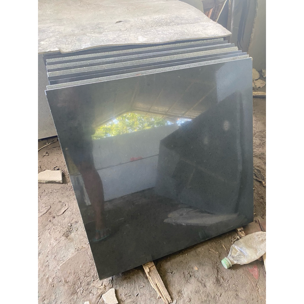 Batu andesit Lembaran/60x60cm/Marmer hitam/Glossy
