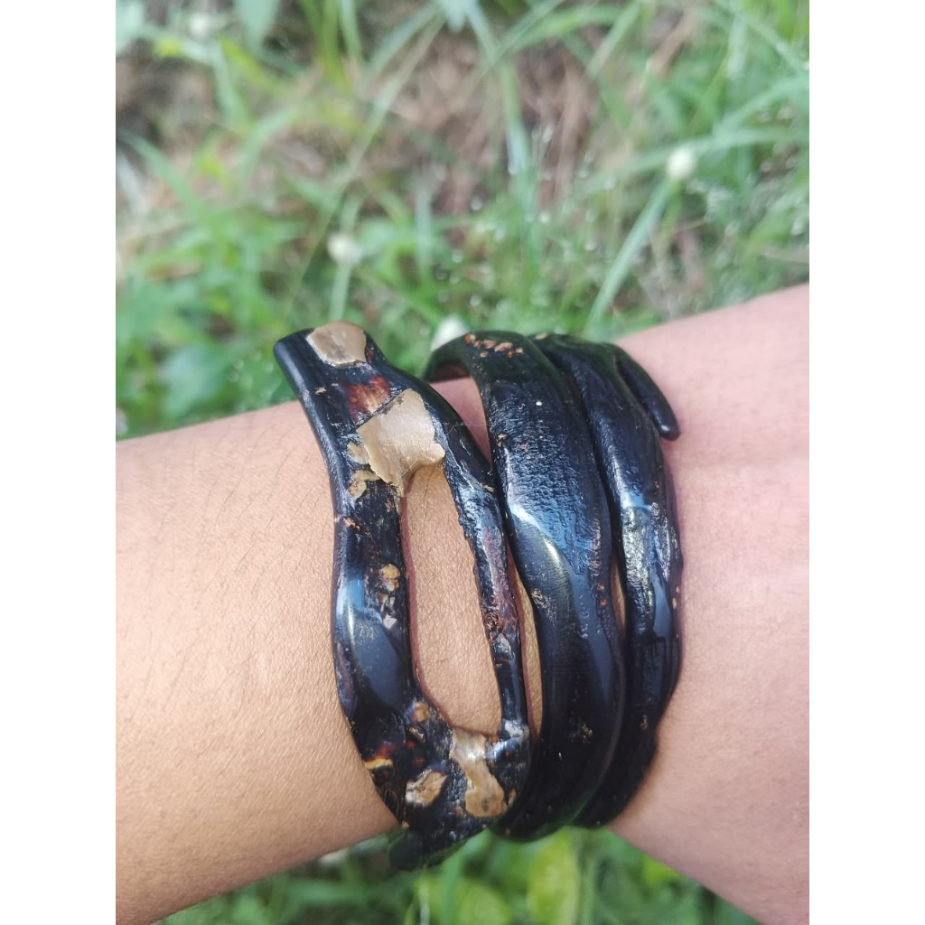 Gelang Akar Bahar Hitam Combong Lilit 4 Unik