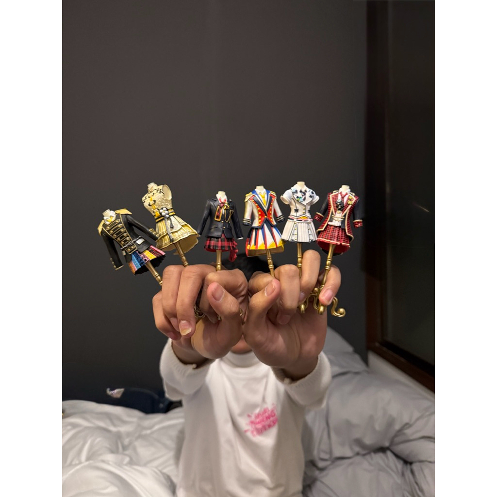 Bandai Gashapon AKB48 "Everyday Katchuusha"