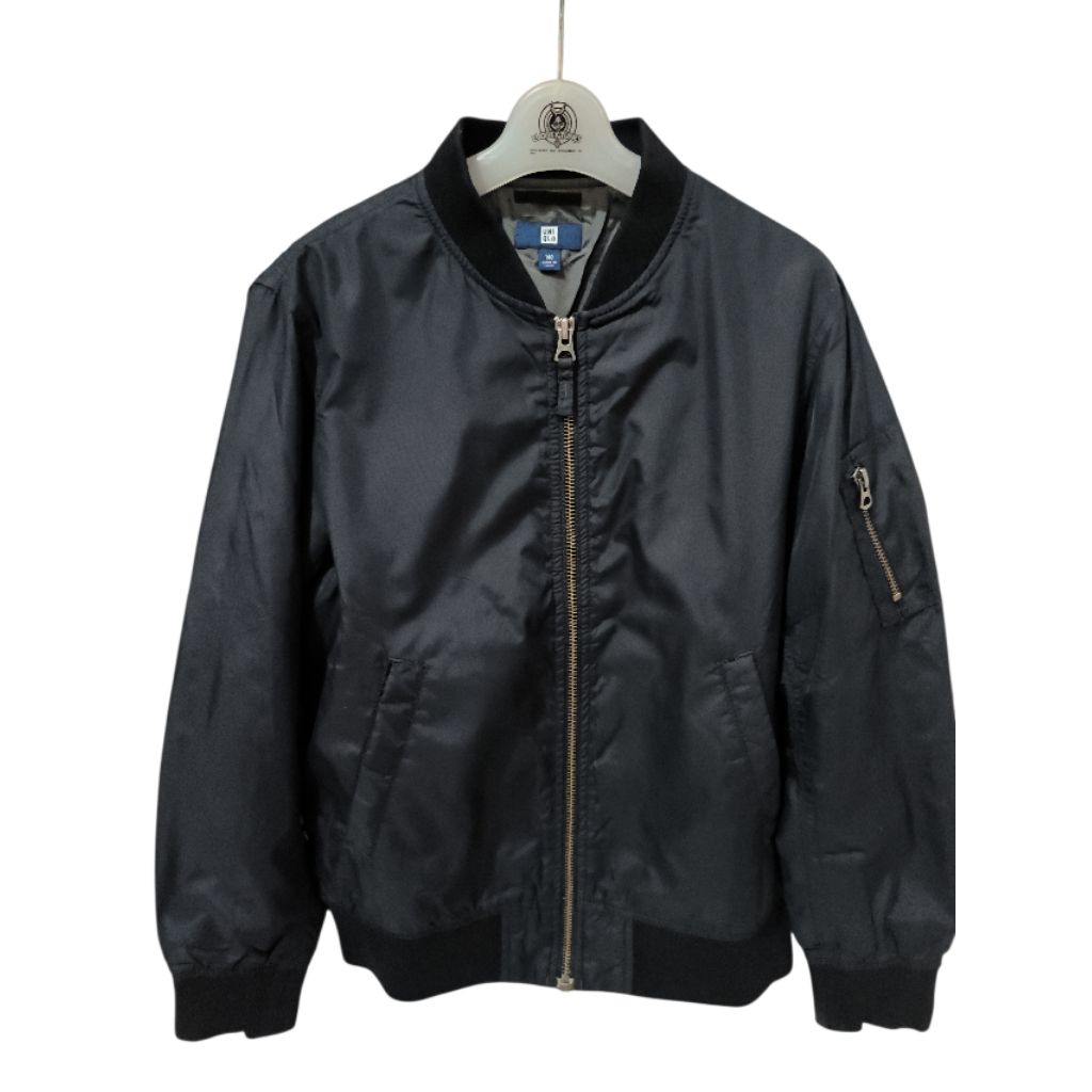 Jaket Bomber Anak Uniqlo Size 140 Second