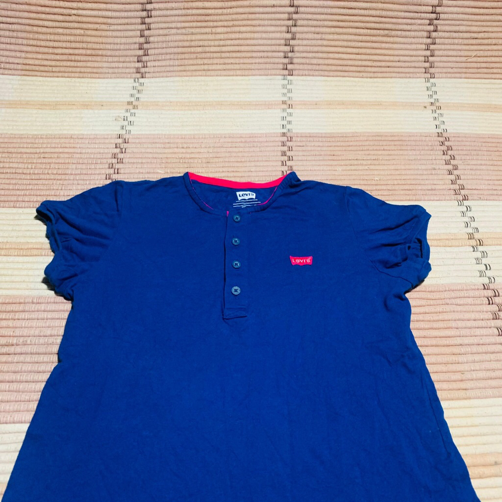 Baju Kaos Wanita L3V15 T Shirt Putih Size XS Original Second Preloved