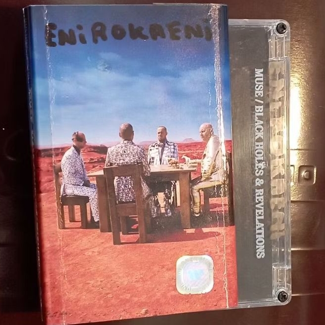 kaset pita muse blackholes