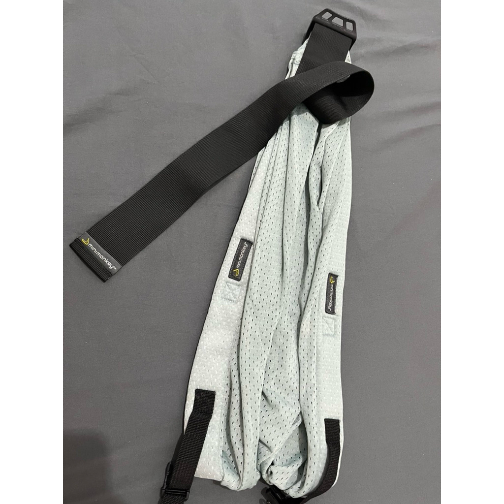 Mini Monkey sling preloved