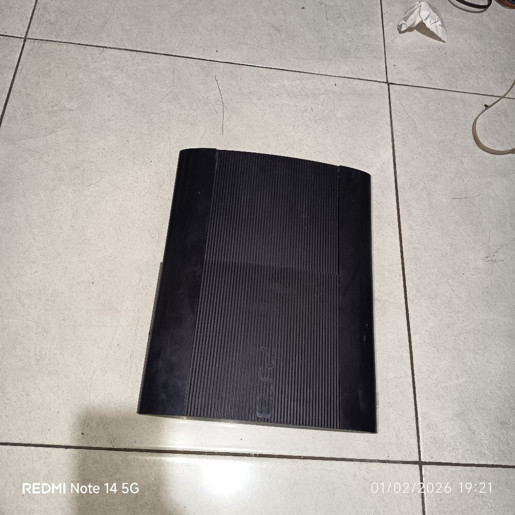 Ps3 superslim 4004A no display tanpa hardisk ( bekas rusak segel )