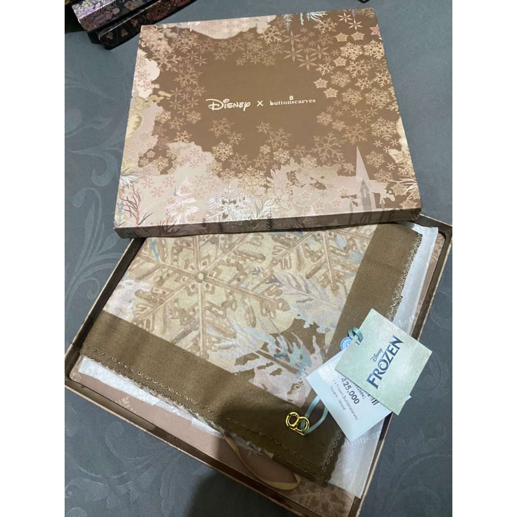 new buttonscarves frozen wood