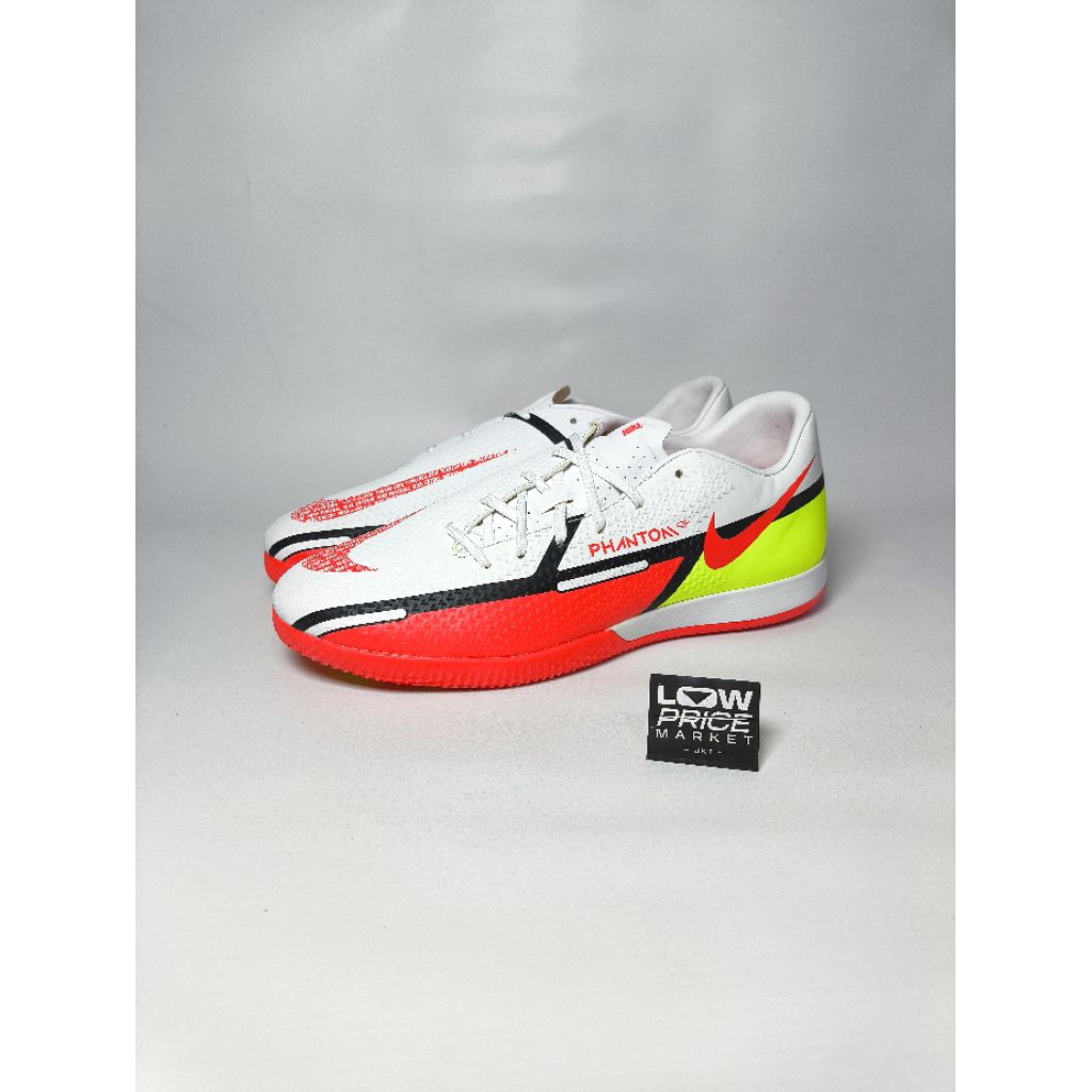 SEPATU FUTSAL NIKE PHANTOM GT2 ACADEMY IC