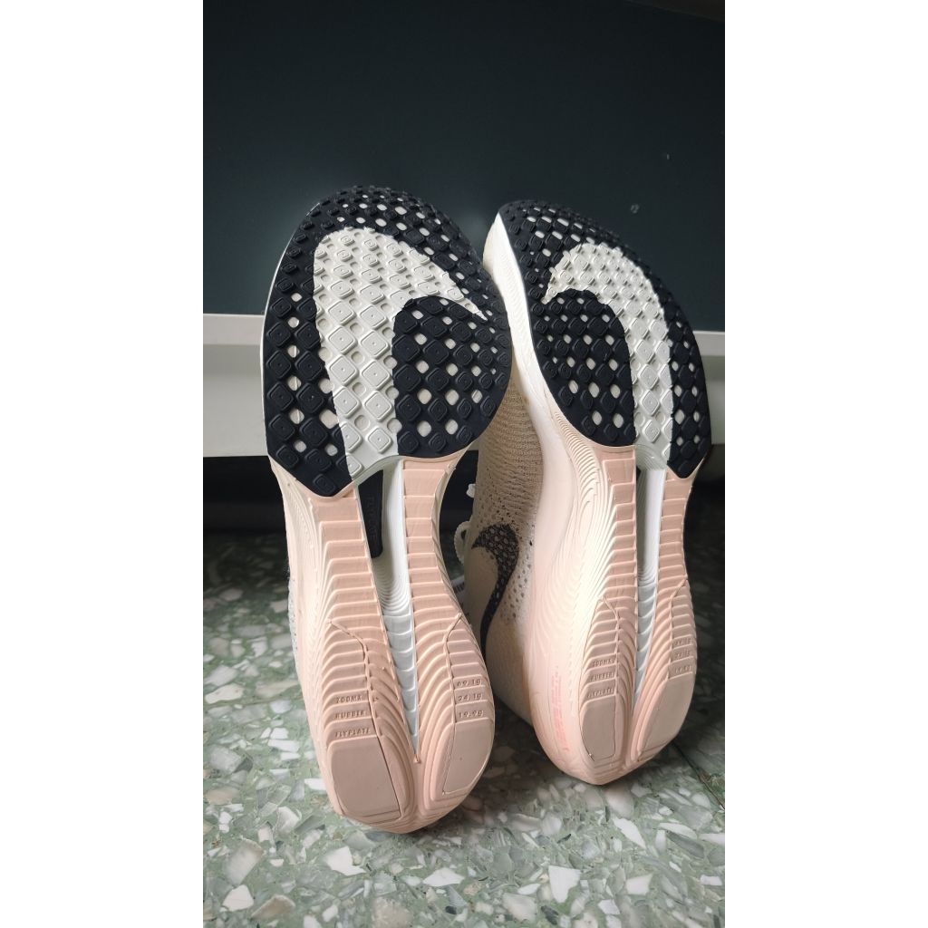 nike zoomx vaporfly next 3