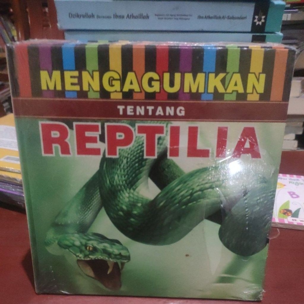 MENGAGUMKAN TENTANG REPTILIA.HARDCOVER