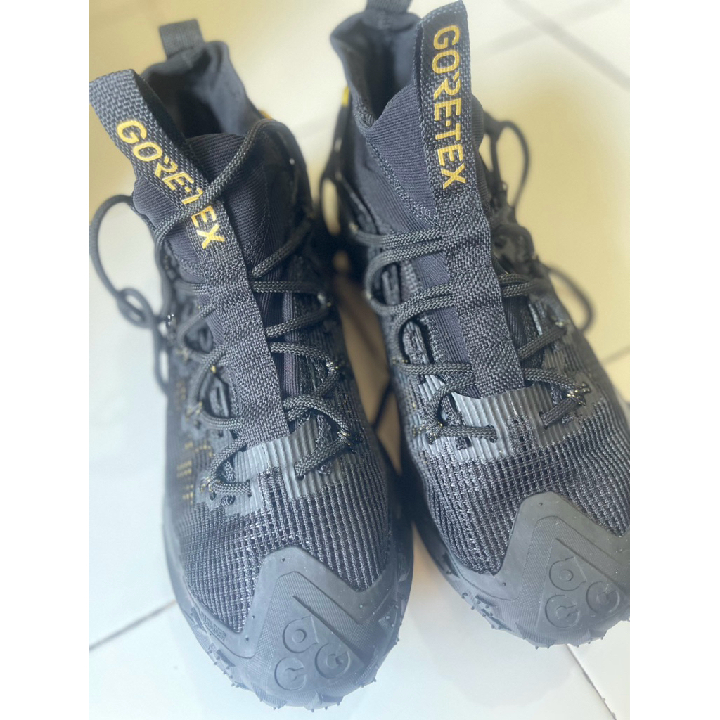 goretex black 45