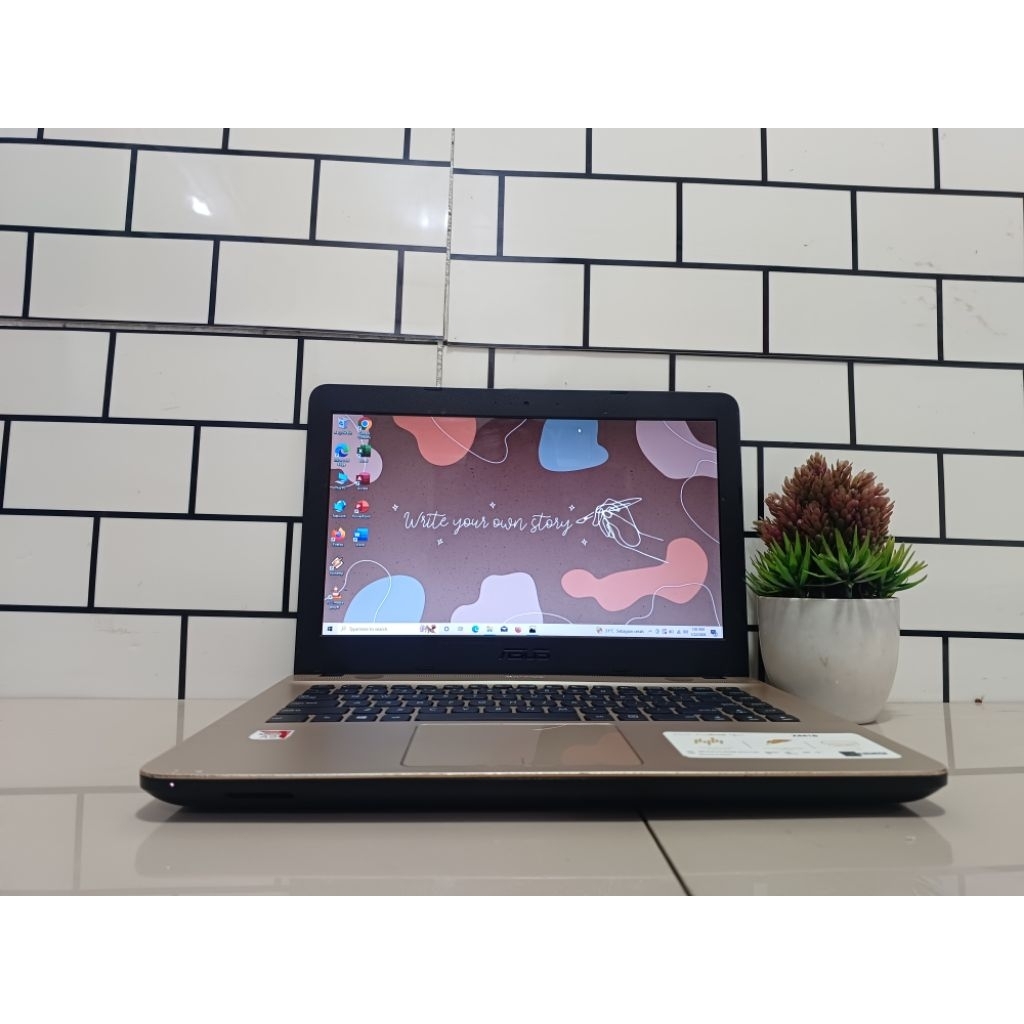 Laptop Asus X441B,Amd A9-9425,Ram 4Gb,Ssd 128Gb