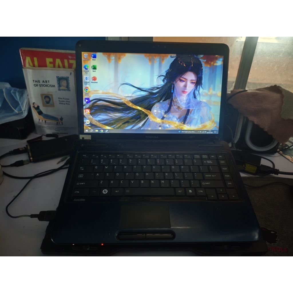 Leptop toshiba satelite l745