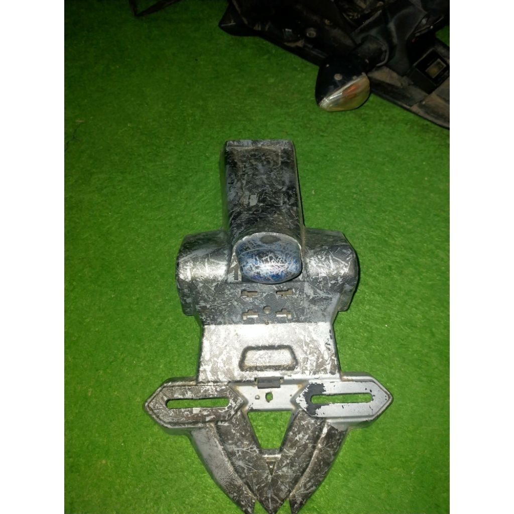 spakbor belakang original R15 v3 minus