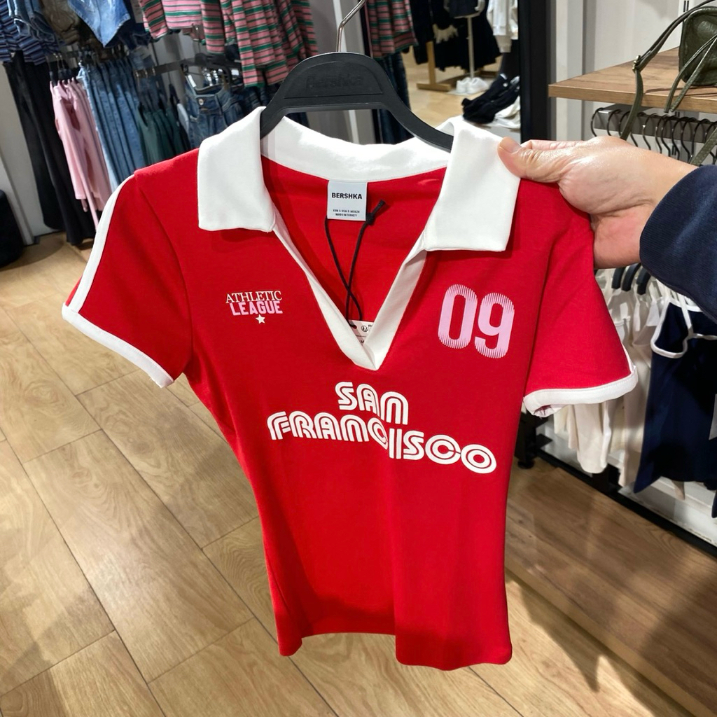 Jastip. Tee Polo Bershka (Women)