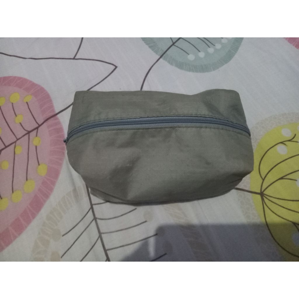Preloved Pouch Make Up Miniso